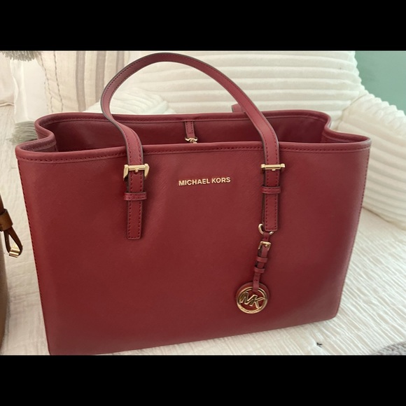 Brand new Michael Kors bags - Picture 2 of 5